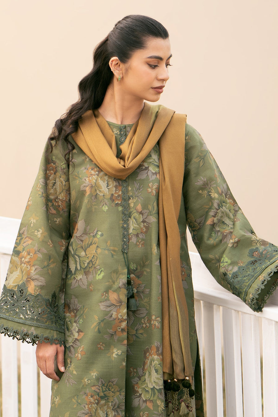 Baroque D # 160- 25 | 3pc Karandi | Digital Karandi Dupatta