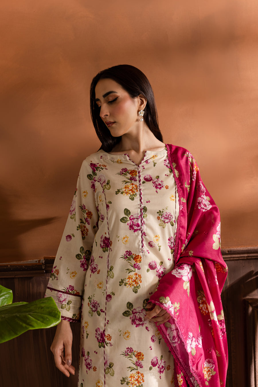 Baroque D # 160- 38 | 3pc Karandi | Digital Karandi Dupatta