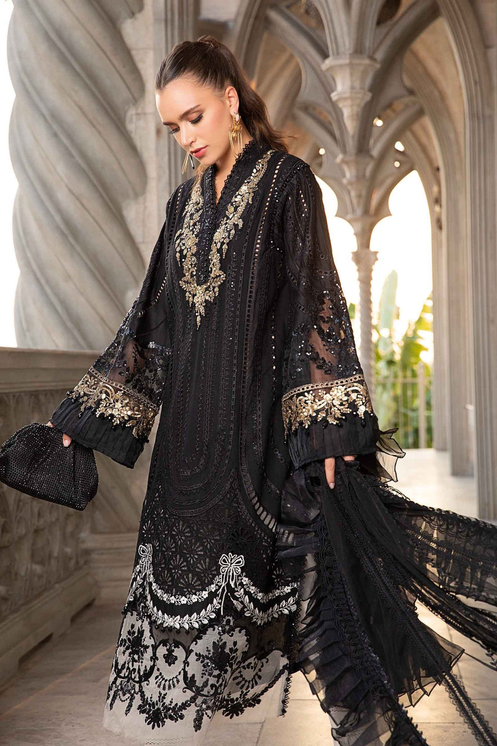 Maria B D # 340 - 01 | 3PC Luxury Lawn | Organza Embroidered Dupatta