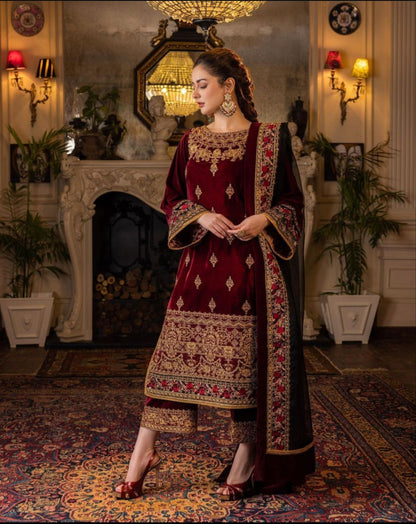 Asim Jofa D # 375 - 04 | 3pc Luxury Velvet | Embroidered Organza Dupatta