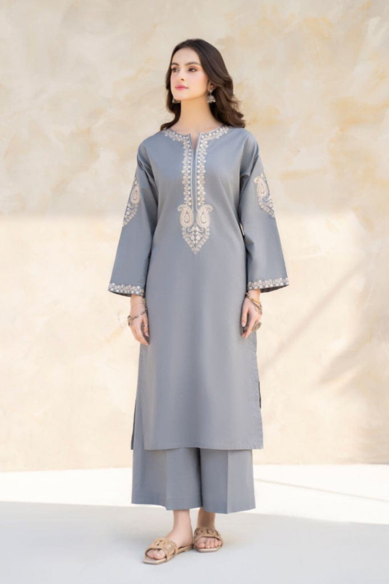 Hana D # 214 - 01 | 2pc Luxury Khadar | Embroidered Shirt And Trouser