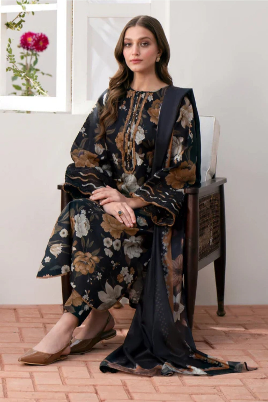 Baroque D # 93 - 01 | 3PC  Lawn | Lawn Printed Dupatta