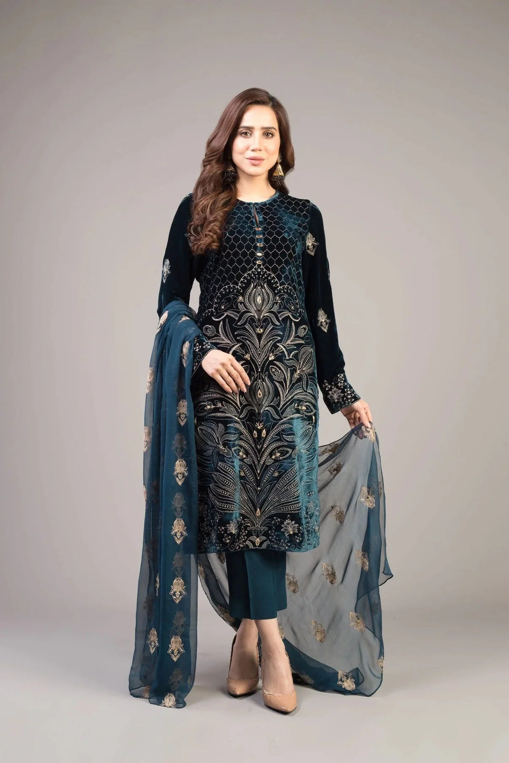 Bareeze D # 28 - 01 | 3PC Luxury Lawn | Chiffon Embroidered Duppata